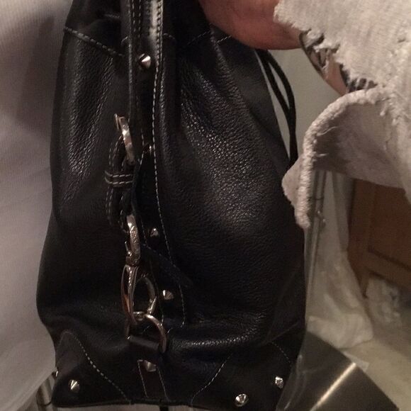 NWOT Kesslord Black Leather silver stud bucket bag - Picture 4 of 9